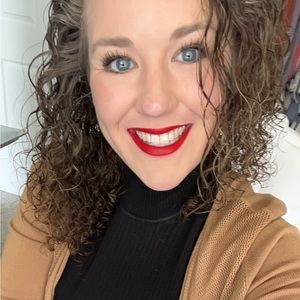 Meet your Posher, Kelsey